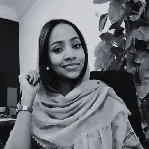 خنساء بابكر